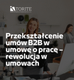 młoda księgowa stoi w biurze